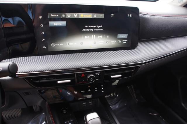 2025 Nissan Kicks SR Intelligent AWD