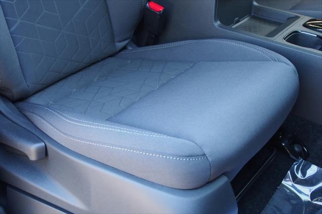 2026 Nissan Frontier Crew Cab SV 4x2
