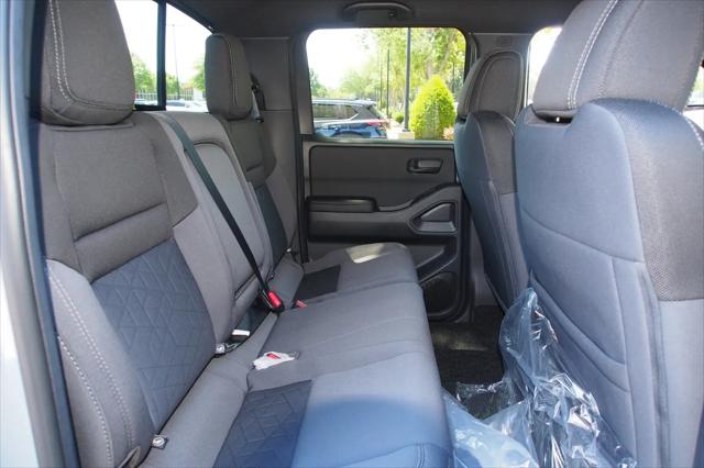 2026 Nissan Frontier Crew Cab SV 4x2