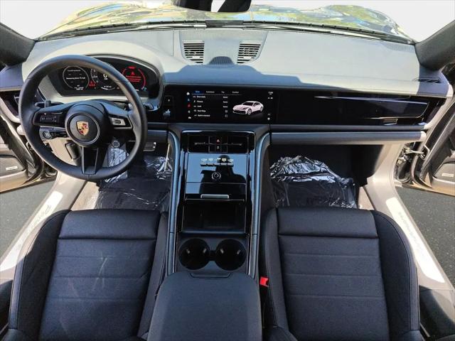 2025 Porsche Panamera Panamera