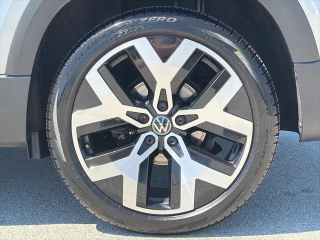 2023 Volkswagen Taos 1.5T SEL