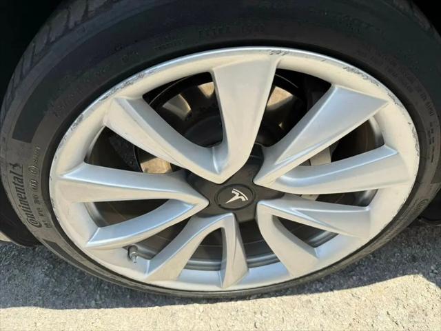 2019 Tesla Model 3 Mid Range