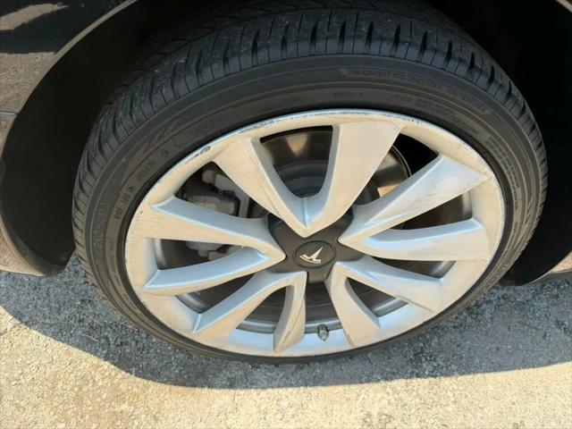 2019 Tesla Model 3 Mid Range