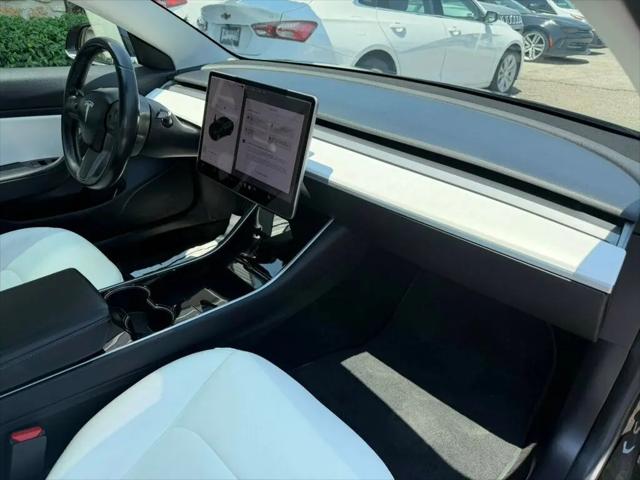 2019 Tesla Model 3 Mid Range