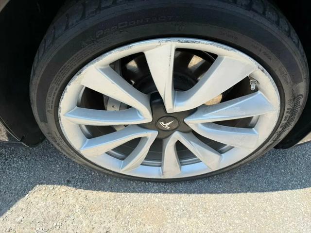 2019 Tesla Model 3 Mid Range