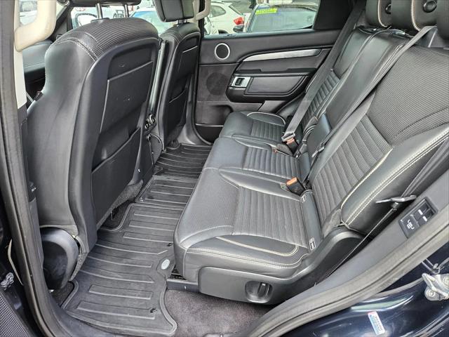2017 Land Rover Discovery FIRST EDITION
