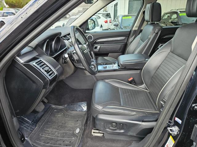 2017 Land Rover Discovery FIRST EDITION