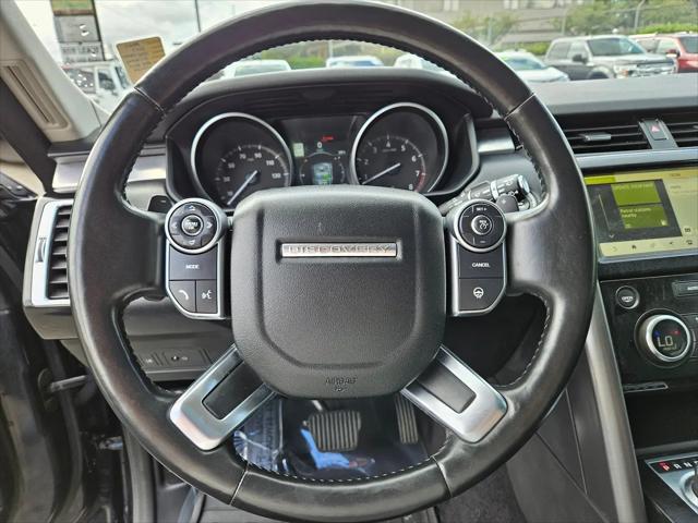 2017 Land Rover Discovery FIRST EDITION