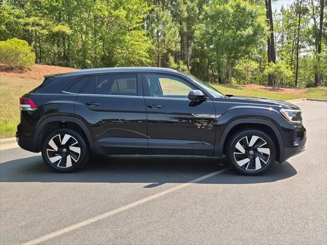 2024 Volkswagen Atlas Cross Sport 2.0T SE w/Technology