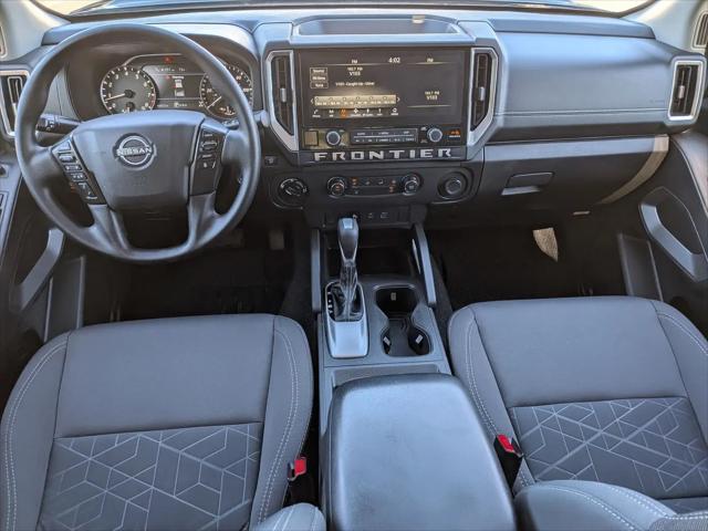 2025 Nissan Frontier Crew Cab SV 4x4