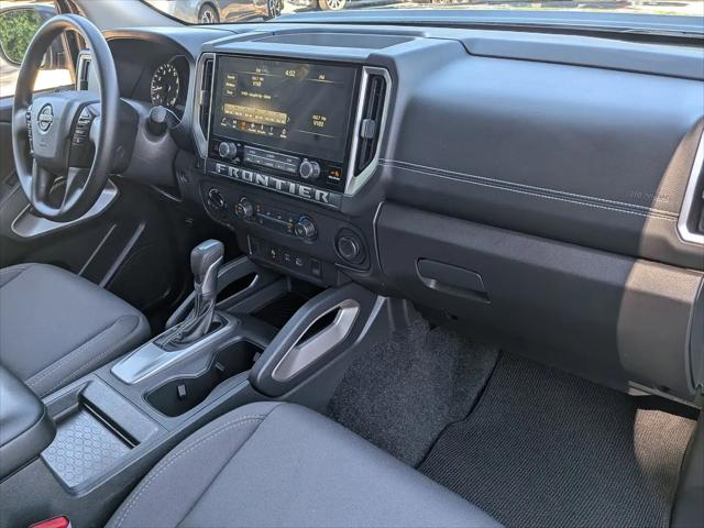 2025 Nissan Frontier Crew Cab SV 4x4