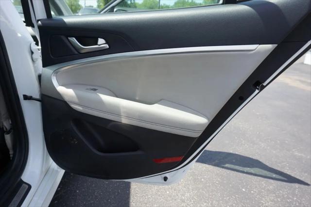 2021 Genesis G70 2.0T RWD