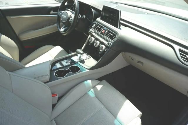 2021 Genesis G70 2.0T RWD