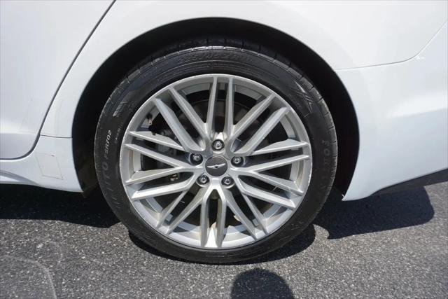 2021 Genesis G70 2.0T RWD