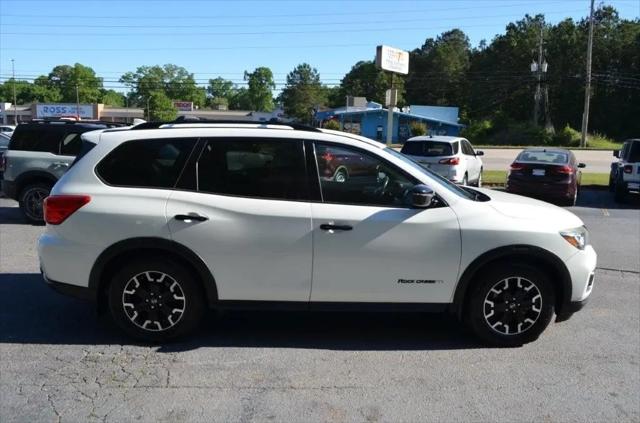 2019 Nissan Pathfinder SV