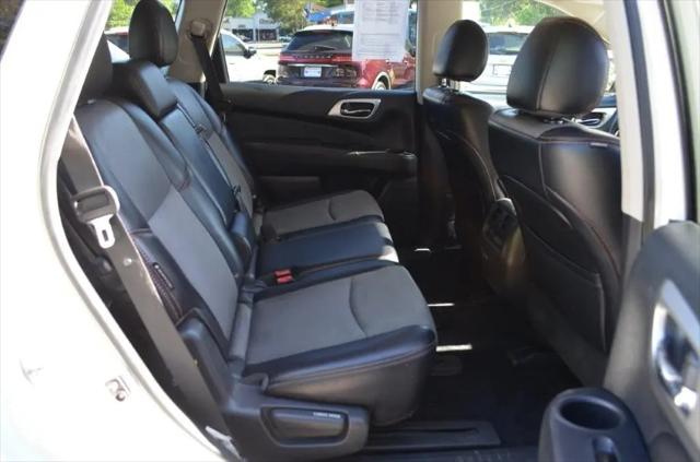 2019 Nissan Pathfinder SV