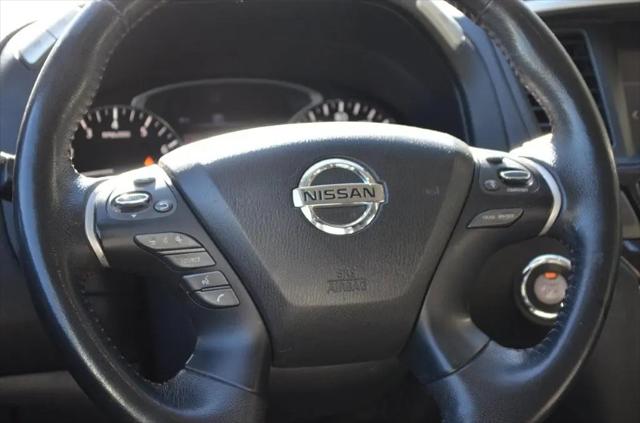2019 Nissan Pathfinder SV