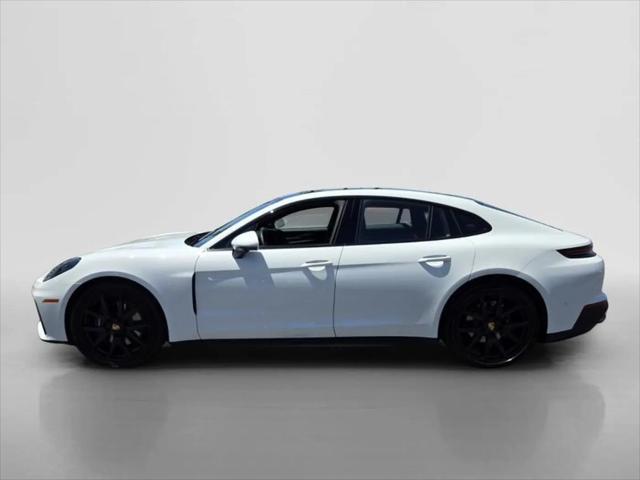 2025 Porsche Panamera Panamera