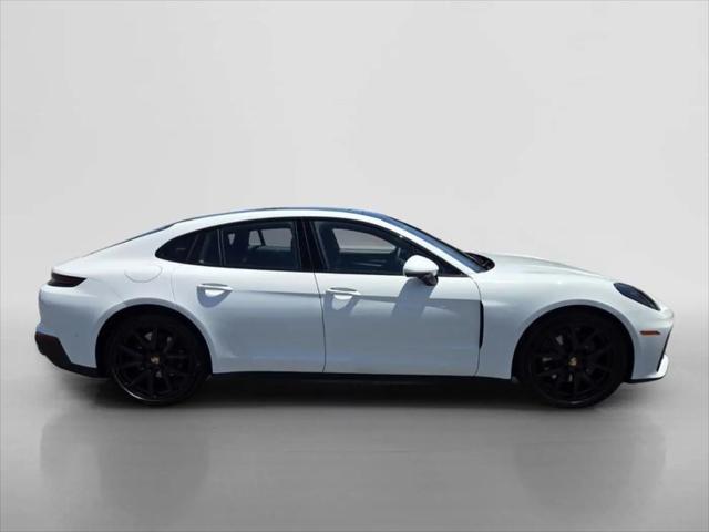 2025 Porsche Panamera Panamera