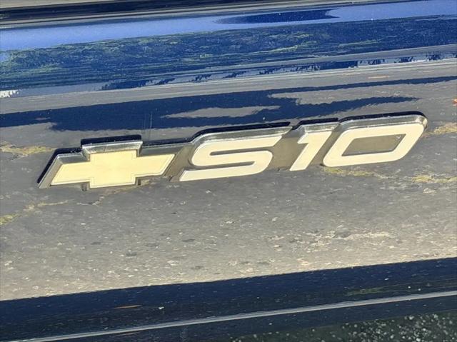 2003 Chevrolet S-10 LS