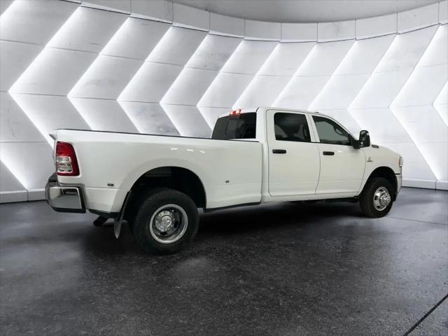 2023 Ram 3500 Tradesman Crew Cab 4x4 8' Box