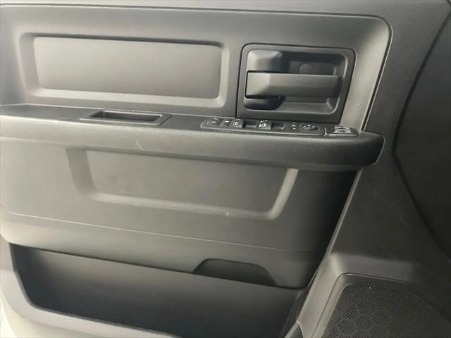 2023 Ram 3500 Tradesman Crew Cab 4x4 8' Box