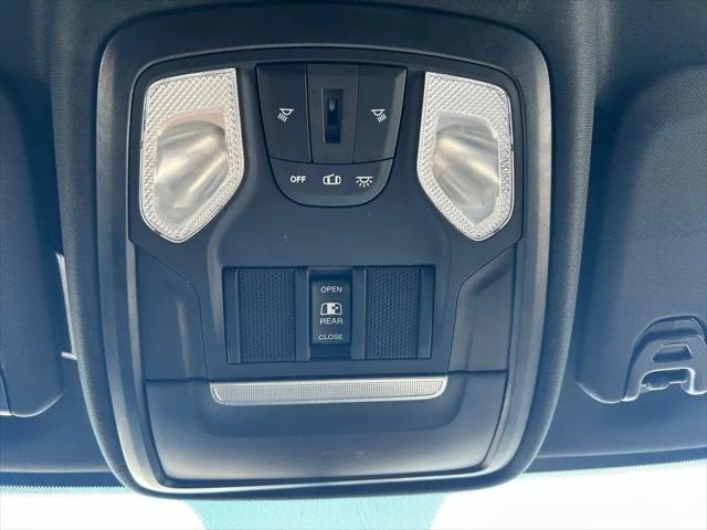 2023 Ram 3500 Tradesman Crew Cab 4x4 8' Box