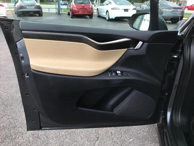 2016 Tesla Model X 75D