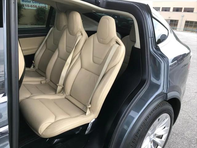 2016 Tesla Model X 75D