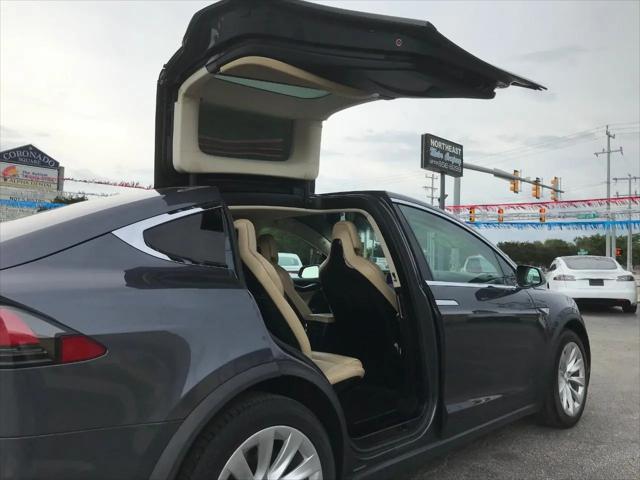 2016 Tesla Model X 75D