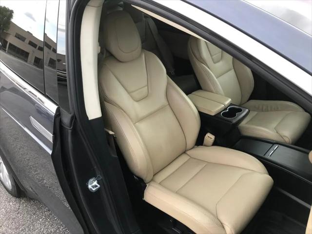 2016 Tesla Model X 75D
