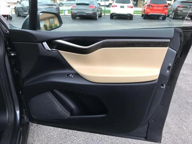 2016 Tesla Model X 75D