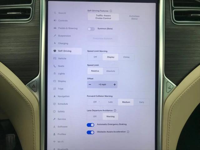 2016 Tesla Model X 75D