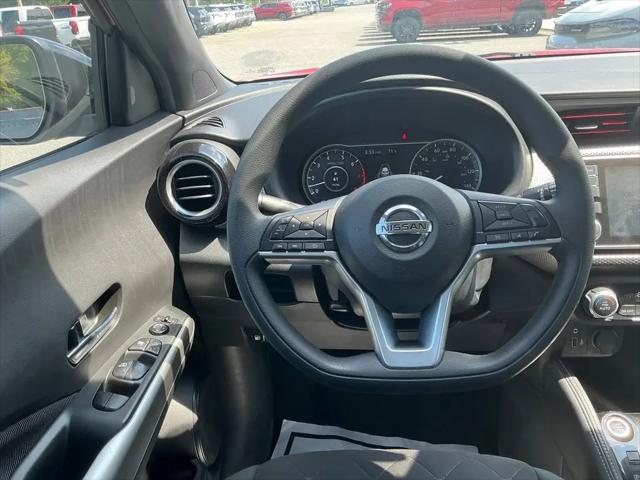 2020 Nissan Kicks SV Xtronic CVT