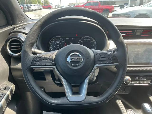 2020 Nissan Kicks SV Xtronic CVT
