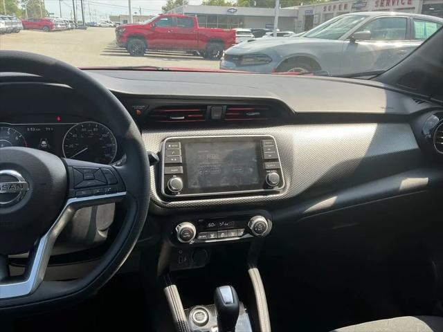 2020 Nissan Kicks SV Xtronic CVT