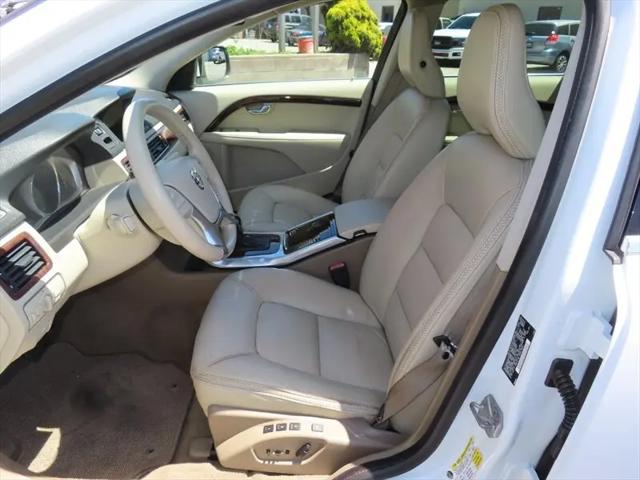 2015 Volvo XC70 T6 Premier Plus