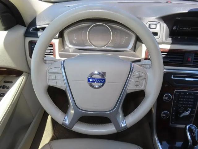 2015 Volvo XC70 T6 Premier Plus