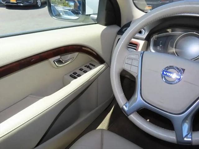 2015 Volvo XC70 T6 Premier Plus