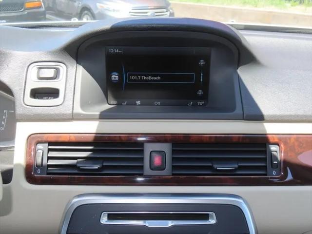2015 Volvo XC70 T6 Premier Plus