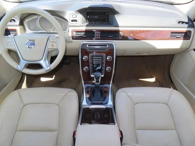 2015 Volvo XC70 T6 Premier Plus