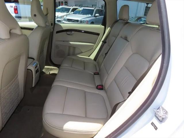2015 Volvo XC70 T6 Premier Plus