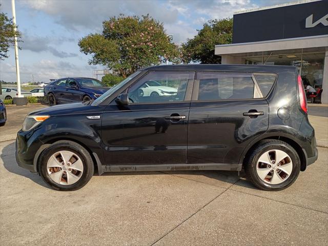 2015 Kia Soul Base FWD