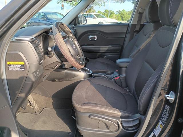 2015 Kia Soul Base FWD