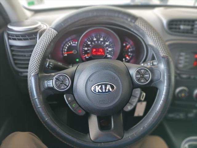 2015 Kia Soul Base FWD
