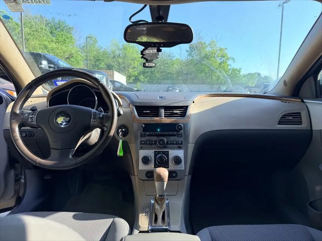 2011 Chevrolet Malibu 1LT