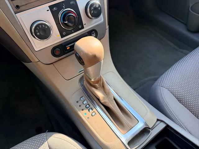 2011 Chevrolet Malibu 1LT