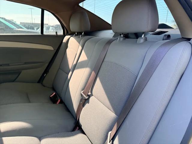 2011 Chevrolet Malibu 1LT