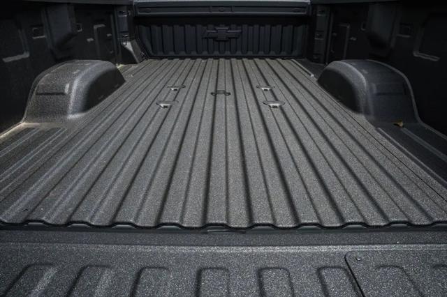 2026 Chevrolet Silverado 3500HD Crew Cab, Long Bed, LT Dual Rear Wheel, RWD