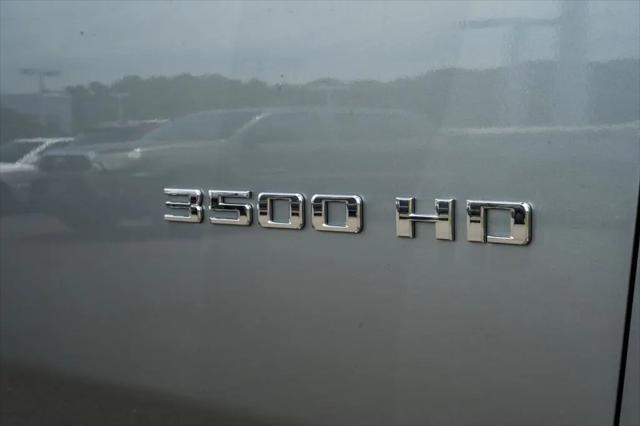 2026 Chevrolet Silverado 3500HD Crew Cab, Long Bed, LT Dual Rear Wheel, RWD